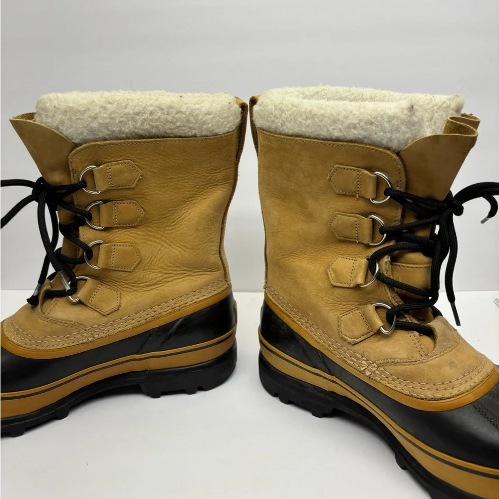 Sorel Caribou Insulated Lace-Up Winter Boots in Tan & Black, SZ 8 men’s